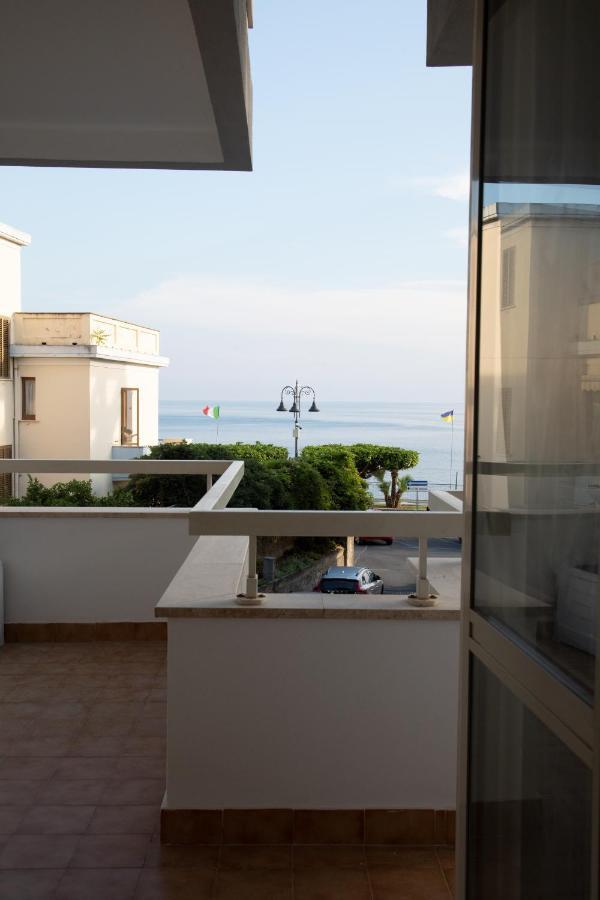 B&B Lungomare Diamante Exterior foto